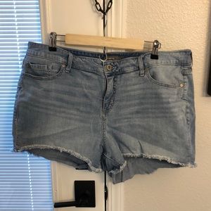 Torrid light wash blue Jean shorts